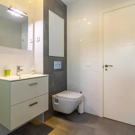 公寓 Flatguest Carpe - - Balcony - Wifi